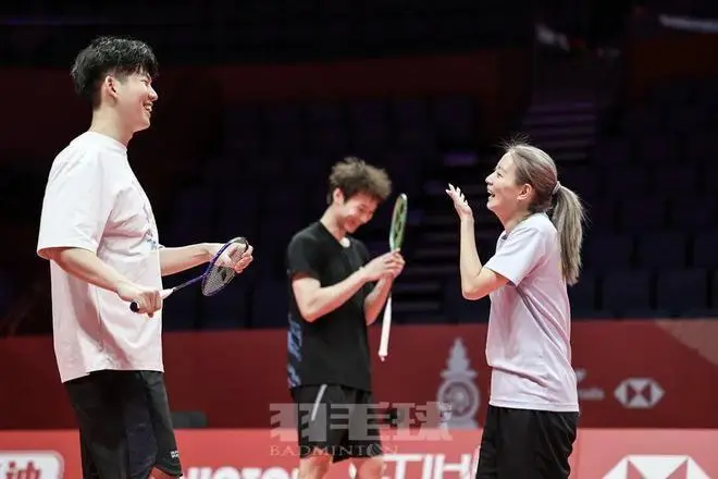 国羽队员刘雨辰黄雅琼助阵梁王组合 总决赛前开展适应性训练