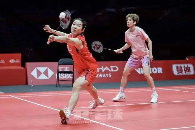 国羽队员刘雨辰黄雅琼助阵梁王组合 总决赛前开展适应性训练